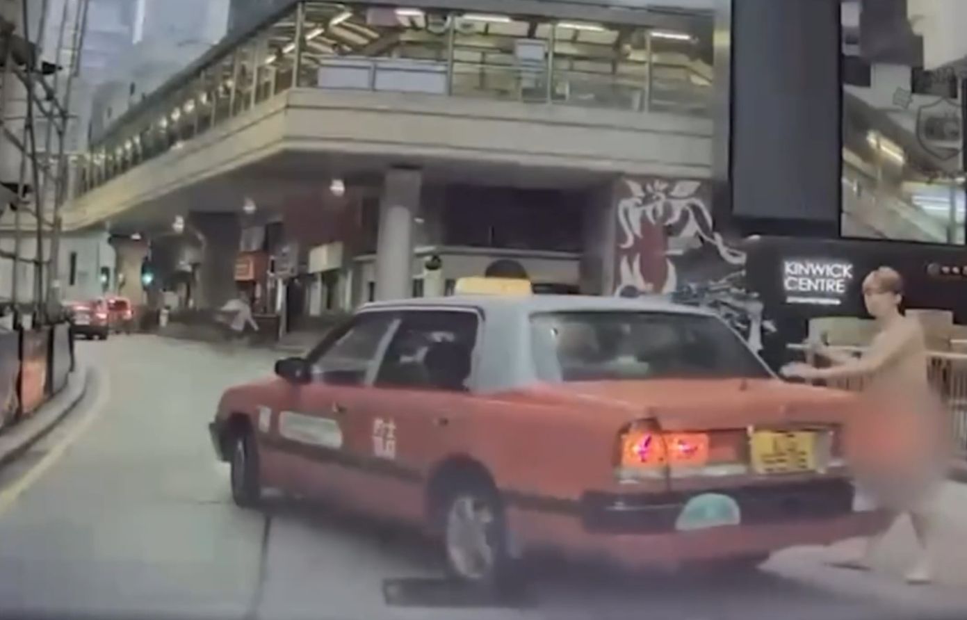 車Cam直擊｜荷里活道全裸男出沒