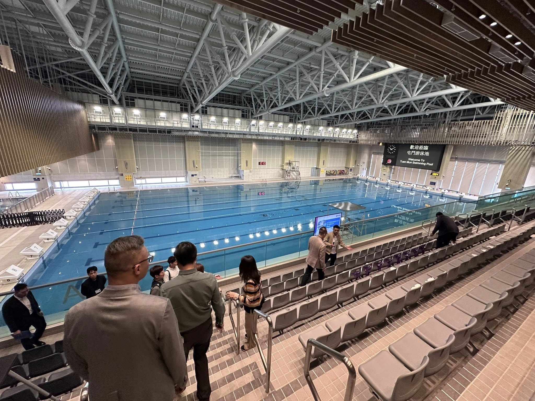 屯門游泳池