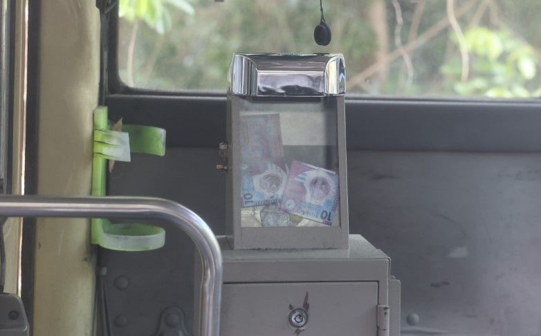 荃灣4青年「膽大包天」偷揸綠Van