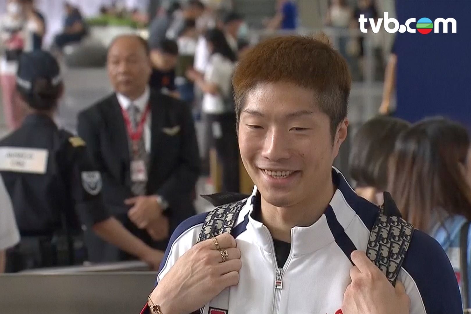 DSE2025｜英文口試題目涉「劍神」張家朗