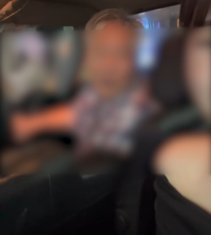 港的士司機善良服務被拍片廣傳