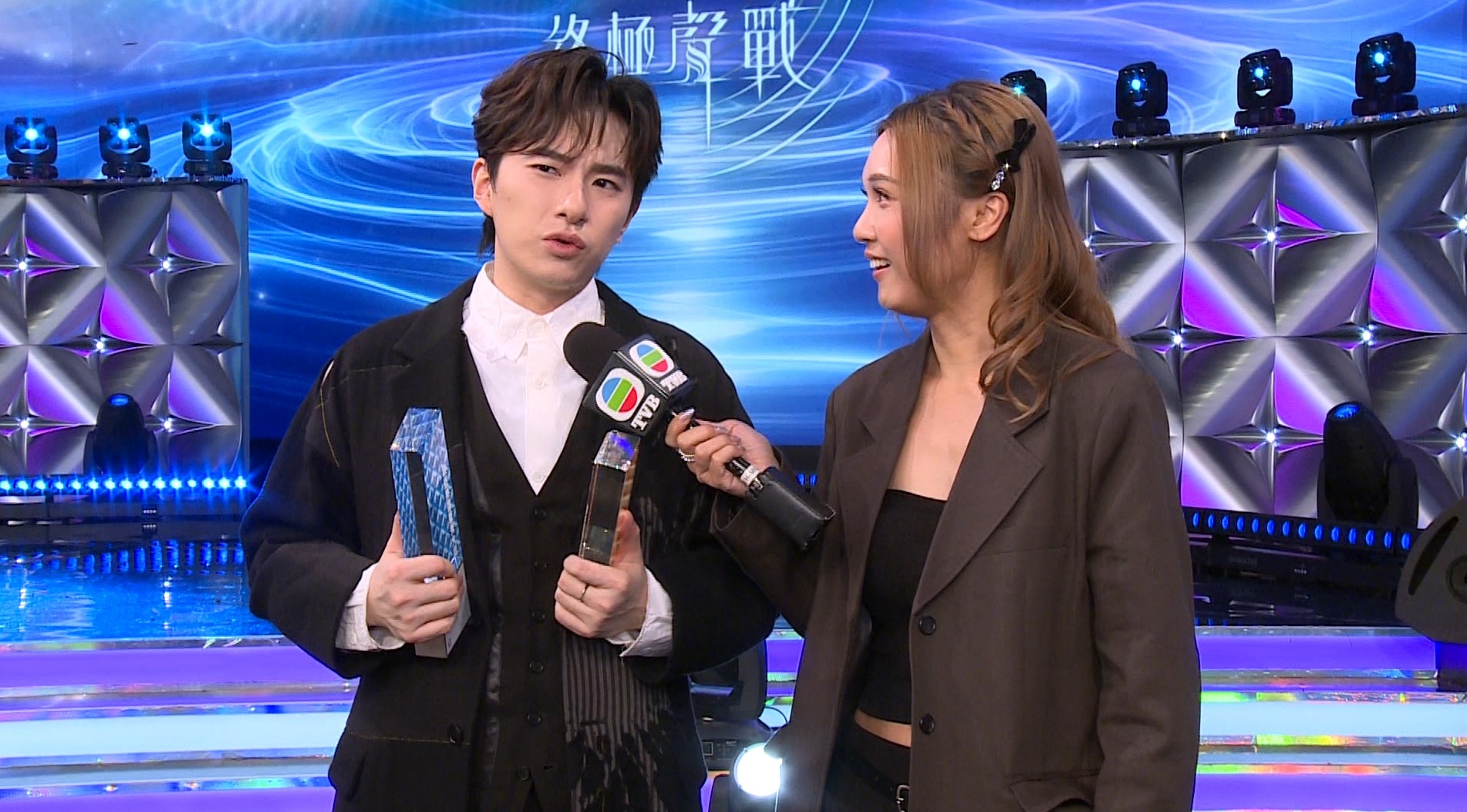 胡子貝接受主持麥詩晴訪問