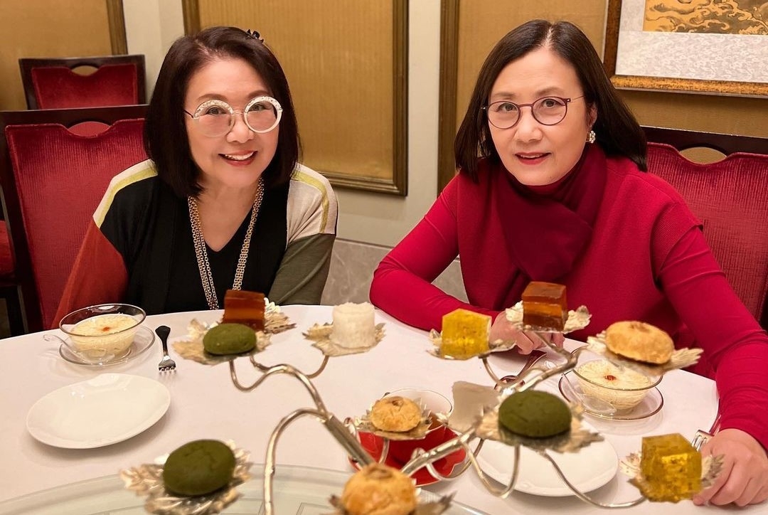 日前分別喺IG貼出合照，見佢哋一齊大嘆美食。