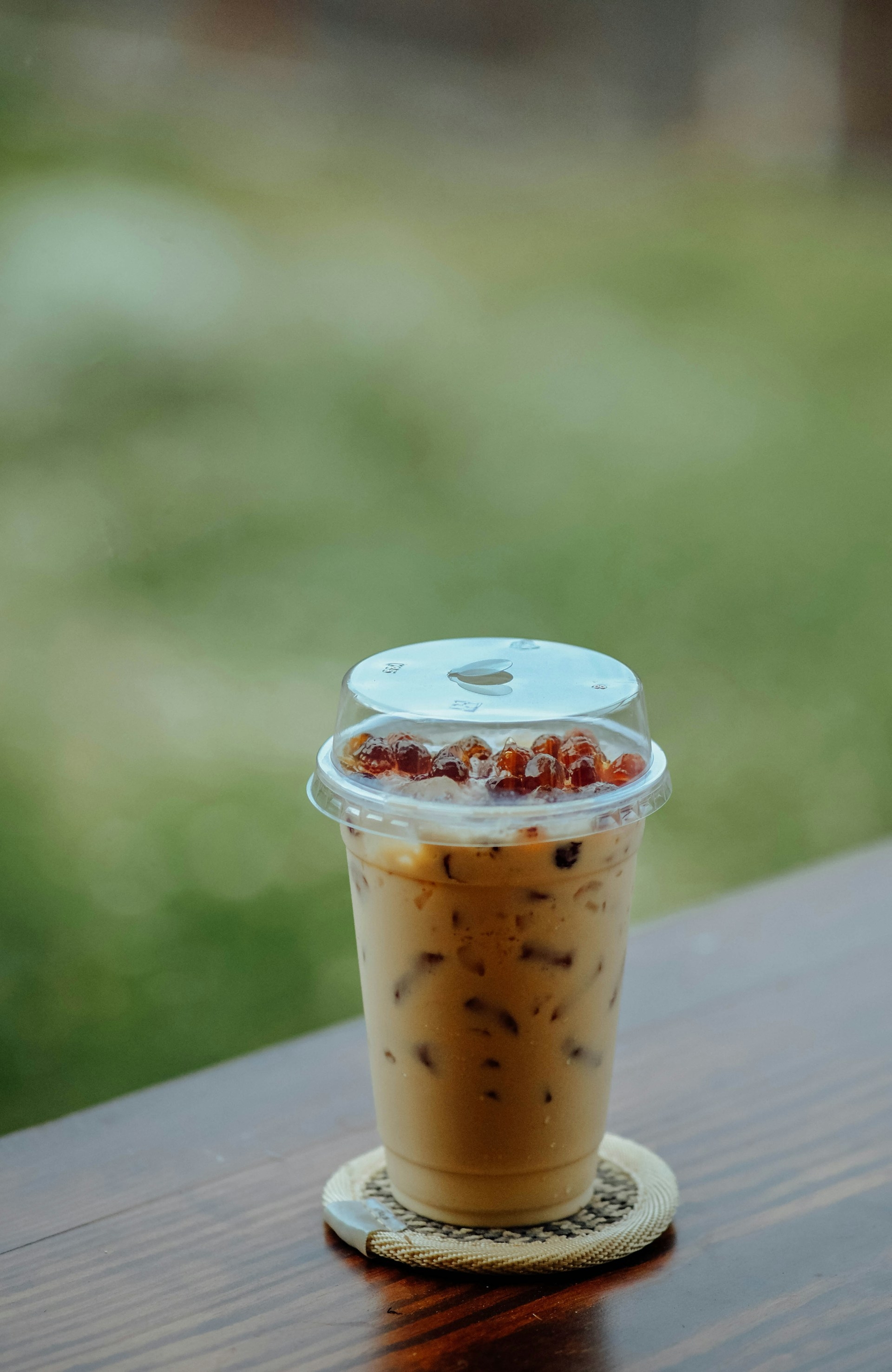 深圳的楊女士因為長期飲奶茶，身體響起警號，更一度被送入深切治療部（ICU），其血液變成乳白色，命懸一線。（Unsplash圖片）
