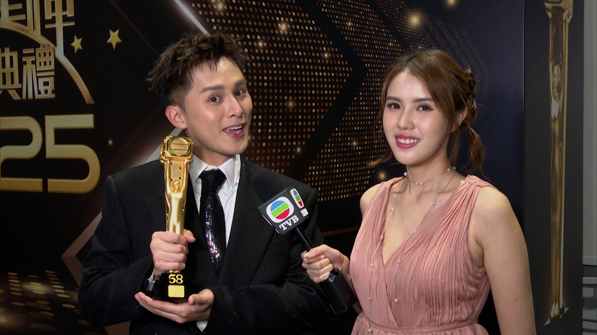 何廣沛奪最佳男配角，公開感謝最愛的兩個女人。