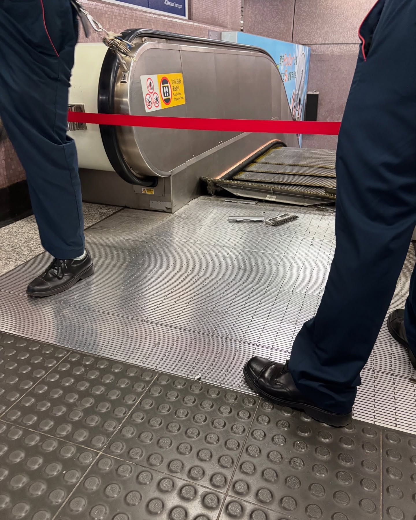 銅鑼灣站扶手電梯「炒梯」一人受傷