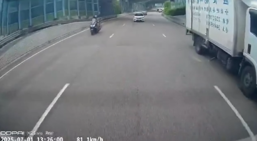 車Cam直擊｜吐露港公路貨車開快車失控　打「白鴿轉」飄移連跨3線