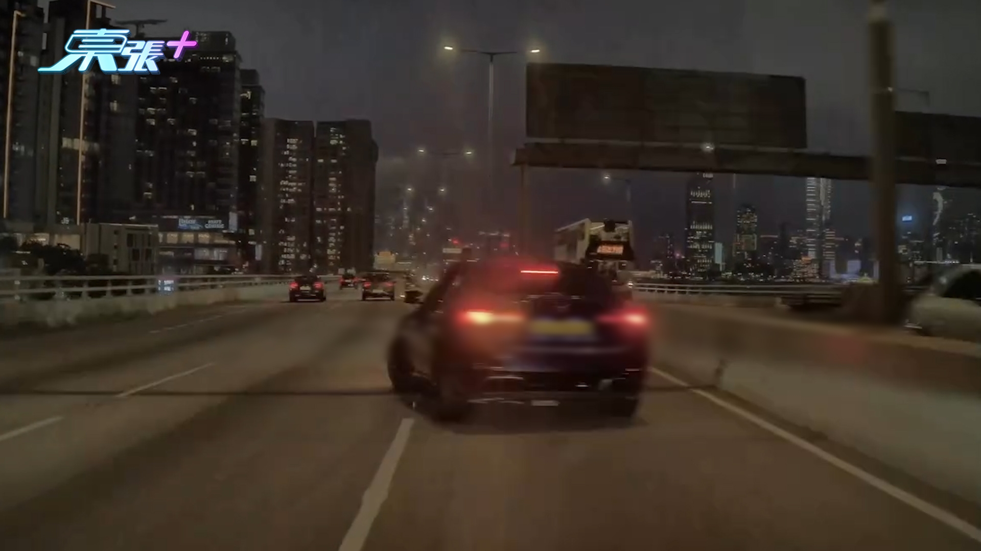 車Cam直擊｜東區走廊BMW寶馬學「烈火戰車」　最後跣呔甩尾險玩死後車