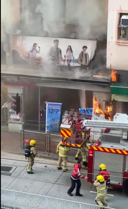 東張西望報料｜元朗大馬路火警「全街都係煙」　觀眾報料消防救火情況