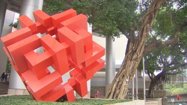 房委會：凍結2026年轄下停車場及電動車充電收費　包括月租及時租收費