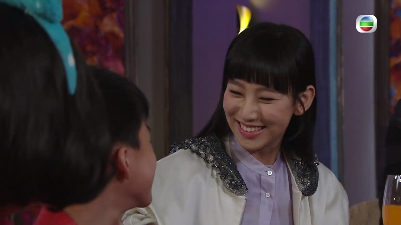 呢集有大量Gigi可愛表情包。