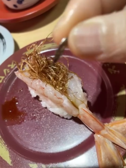 有片｜連鎖壽司店壽司藏「尖銳鐵片」食客公開事件