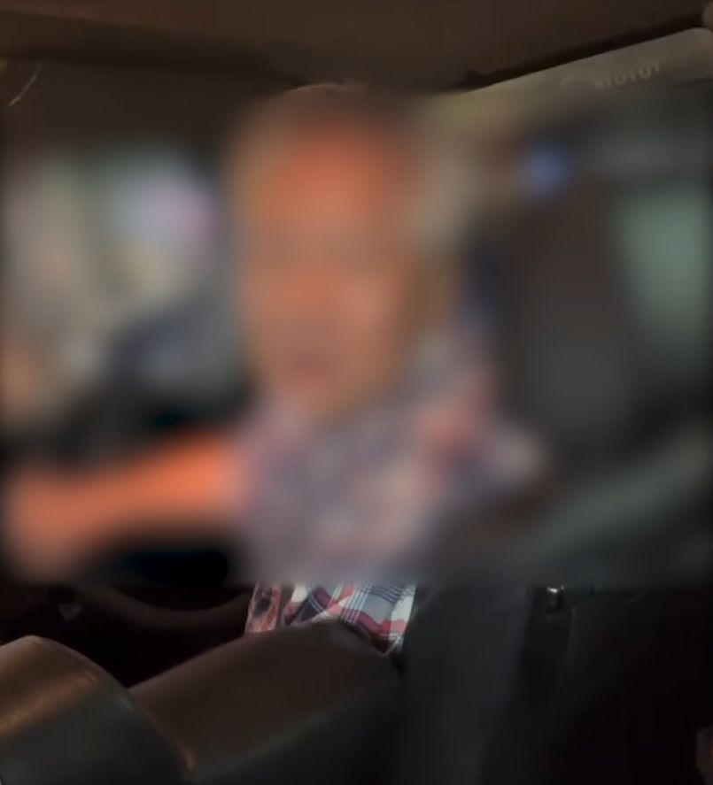 港的士司機善良服務被拍片廣傳