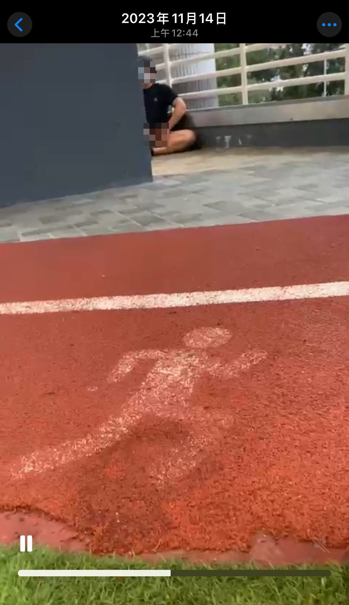 樓主也附上其他相片和影片，表示「其實2023年已經見過佢 」。（Threads圖片／08._.yiu_）