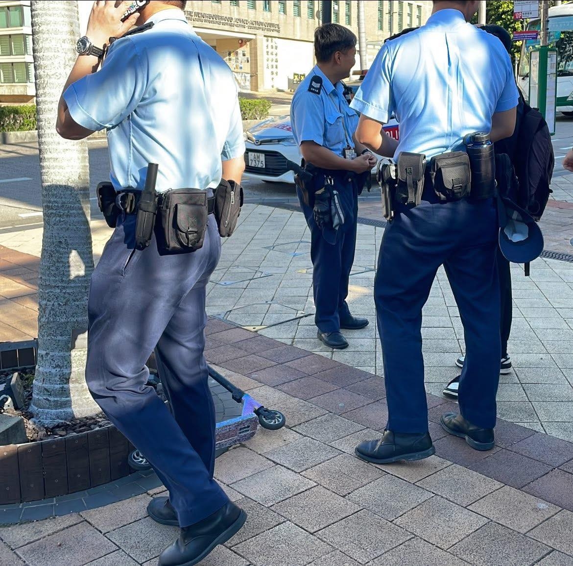 警員到場調查事件。（Facebook圖片／馬路的事討論區／Soso Chan）
