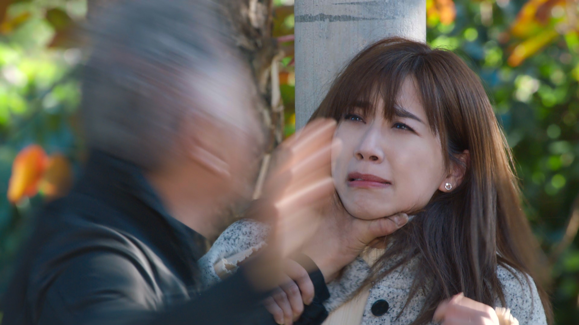 黃智雯飾演賊王女兒張心月，身世悲慘。