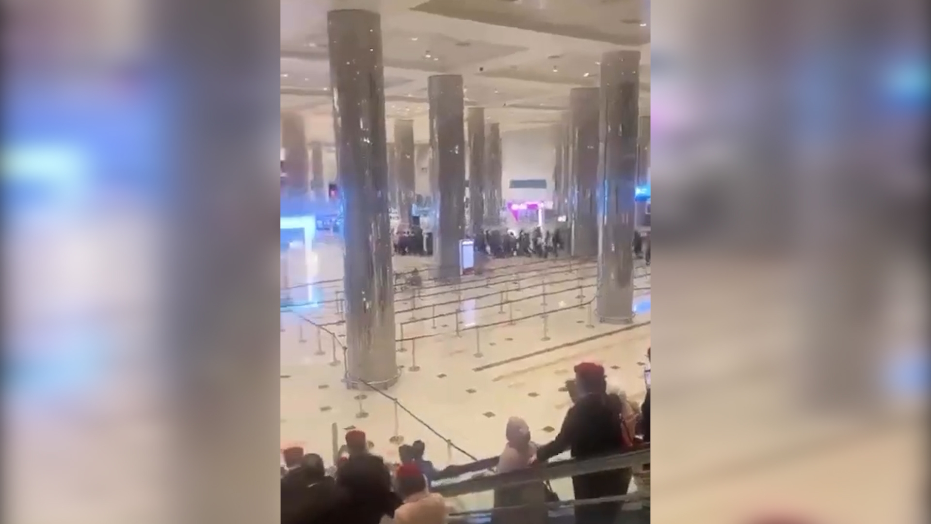 伊朗局勢｜伊朗無人機襲擊杜拜機場　航廈「煙霧瀰漫」　阿聯酋航空全線停航