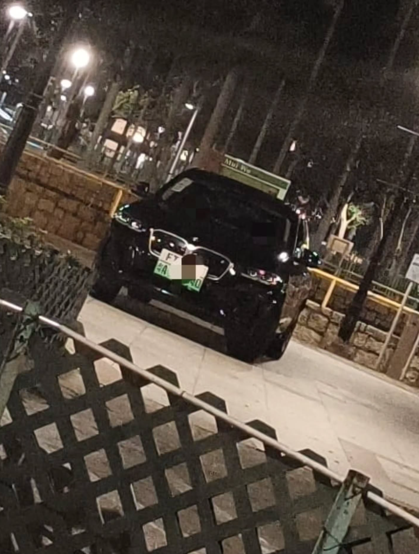 粵車南下｜內地車非法擅闖嶼南道禁區　兩藍的司機「夾擊」報警：有一份使命