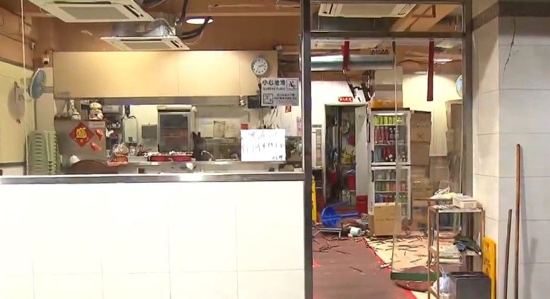 大角咀英記油渣麵店3男食客被斬傷，5刀手逃走，全因一事遇襲？