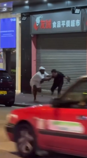 長沙灣街頭拉扯驚傳電槍電擊聲　非裔男拉扯黑衣男起衝突惹街坊憂慮