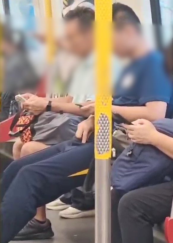 東張西望報料｜男子港鐵當眾自瀆如「無人之境」　觀眾：整完仲攞隻手出嚟聞