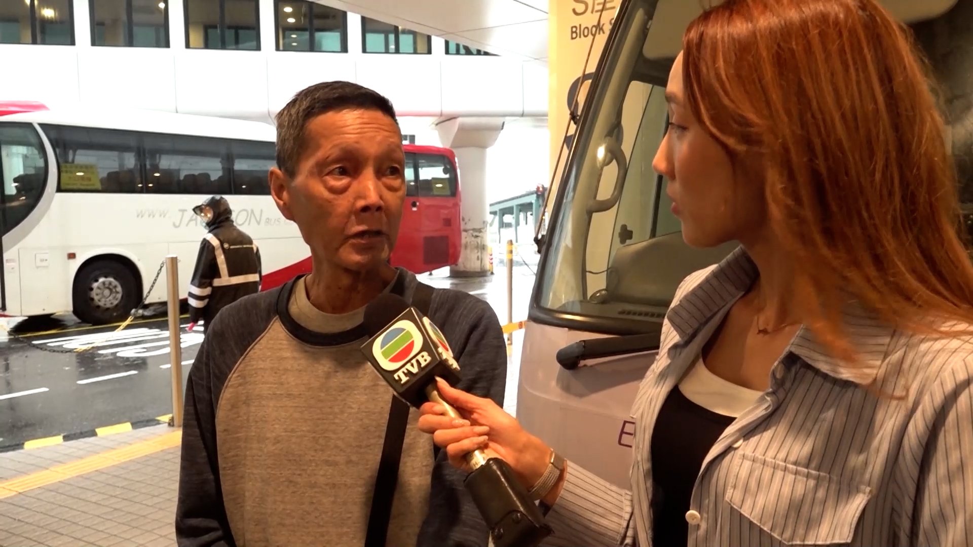 另一名原要入院的市民，在抵達醫院後被告知預約已經取消，需要另約時間。