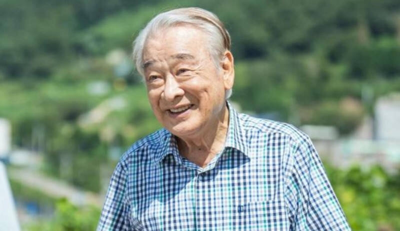 91歲「國民爺爺」李順載離世，粉絲與親友感到不捨。（翻攝自Naver）