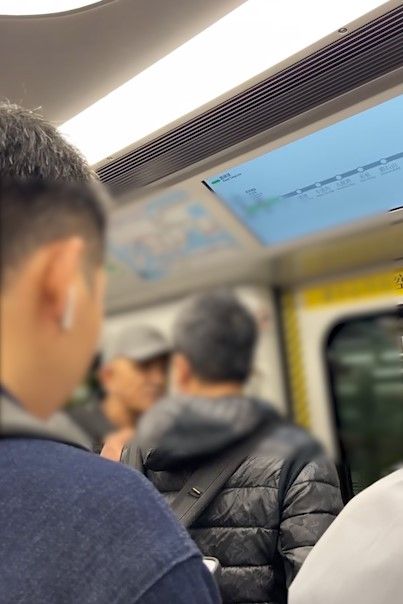港鐵MMA｜兩大叔爆粗互鬧仲批踭兼叉頸