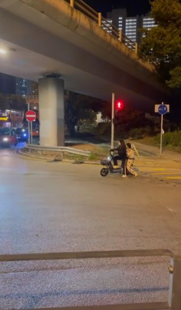 屯門電動單車逆線勁誇張