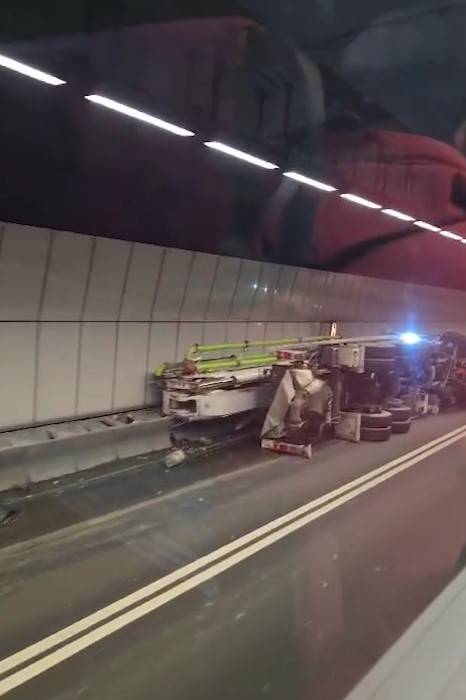 尖山隧道車禍。(影片截圖／FB@Bosco Chu)
