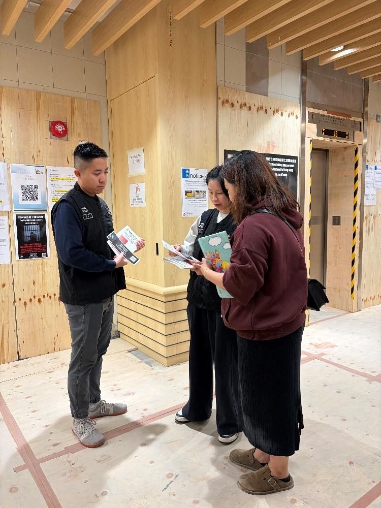 入境處表示，於12月21日至23日在全港多區展開反非法勞工行動。 (政府新聞處)