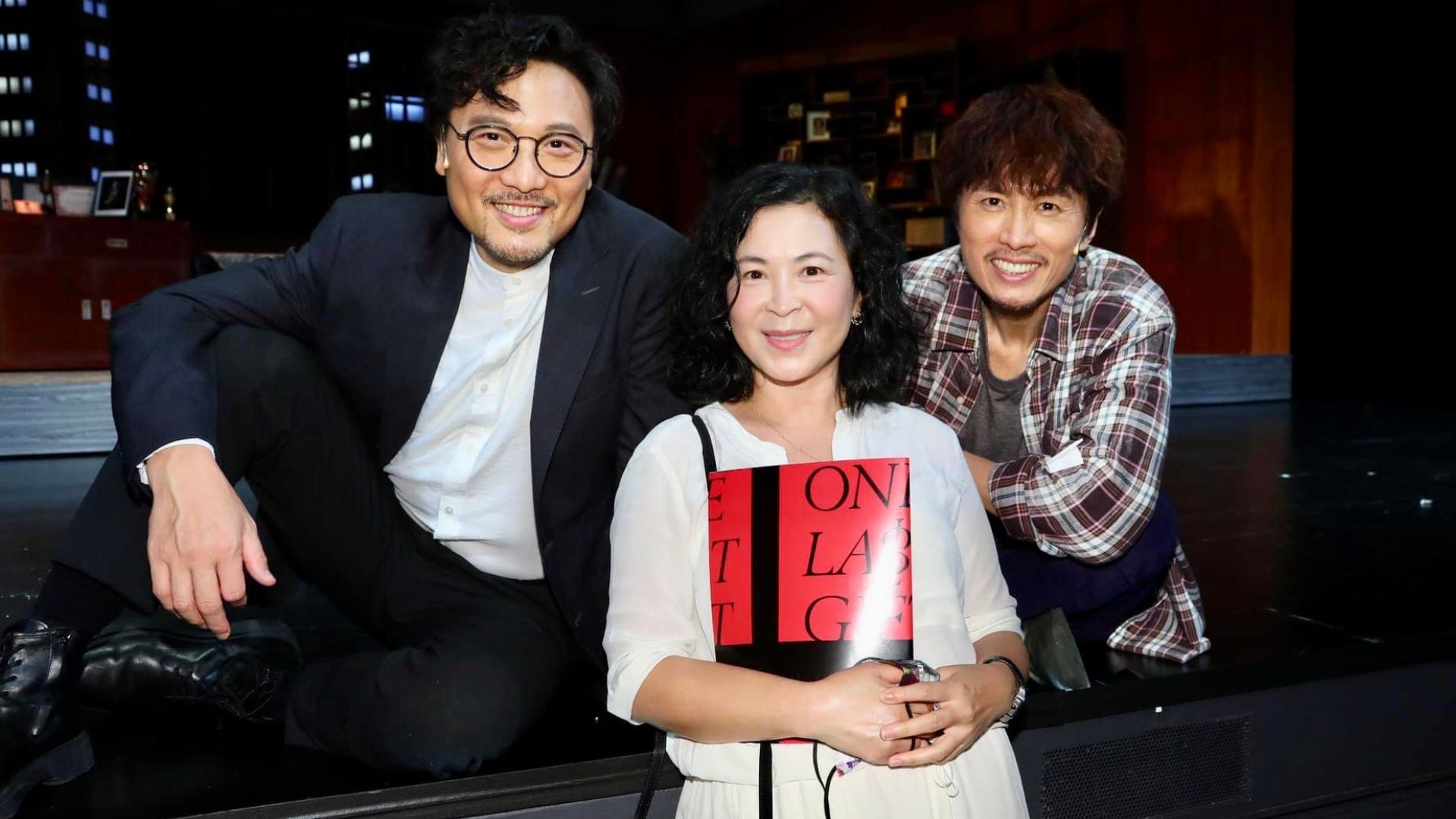 蘇玉華與潘燦良拍拖兼同居多年，曾揚言結唔結婚都冇所謂，兩年前突然登記註冊。