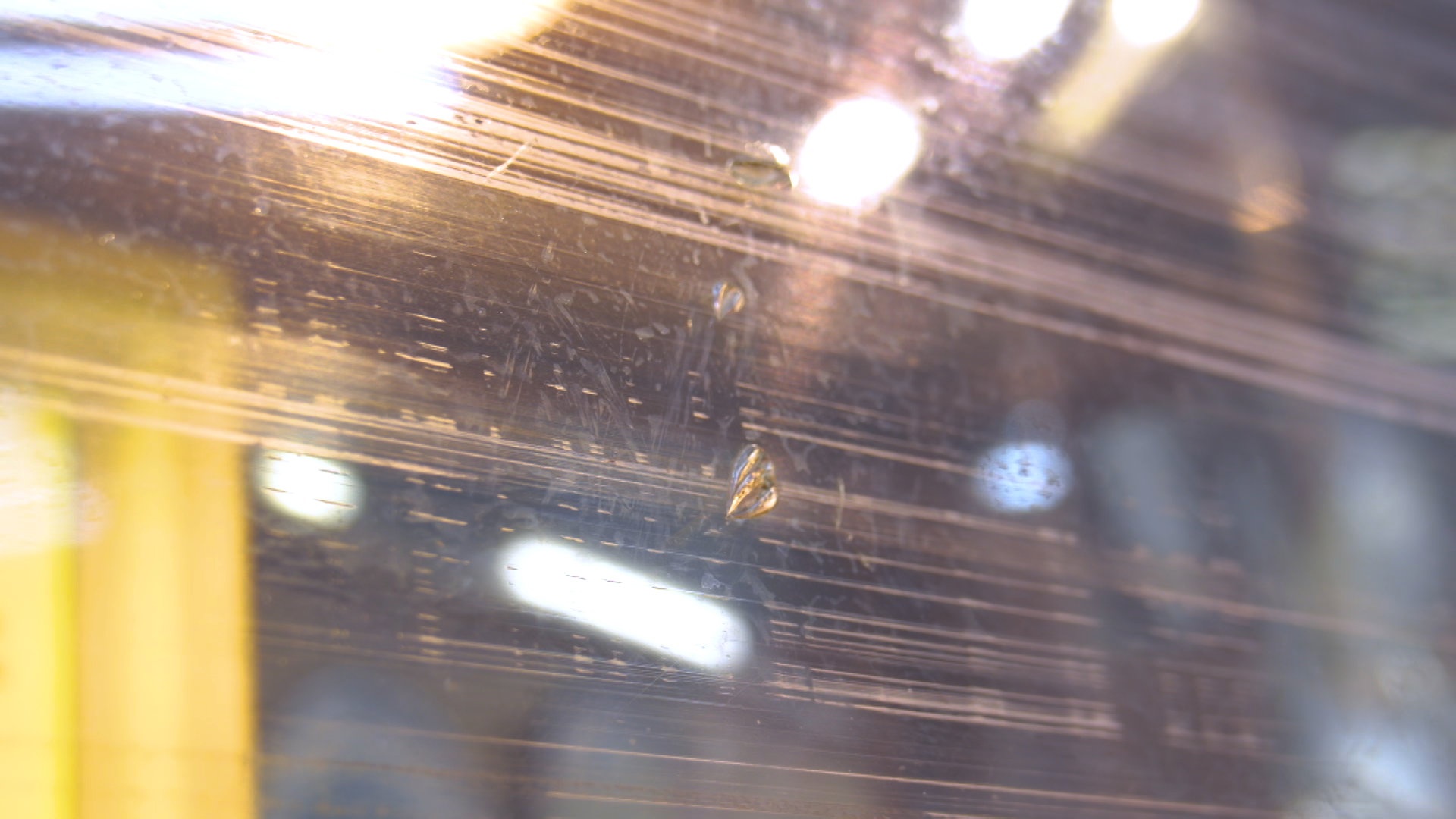 呢個係斧頭痕。