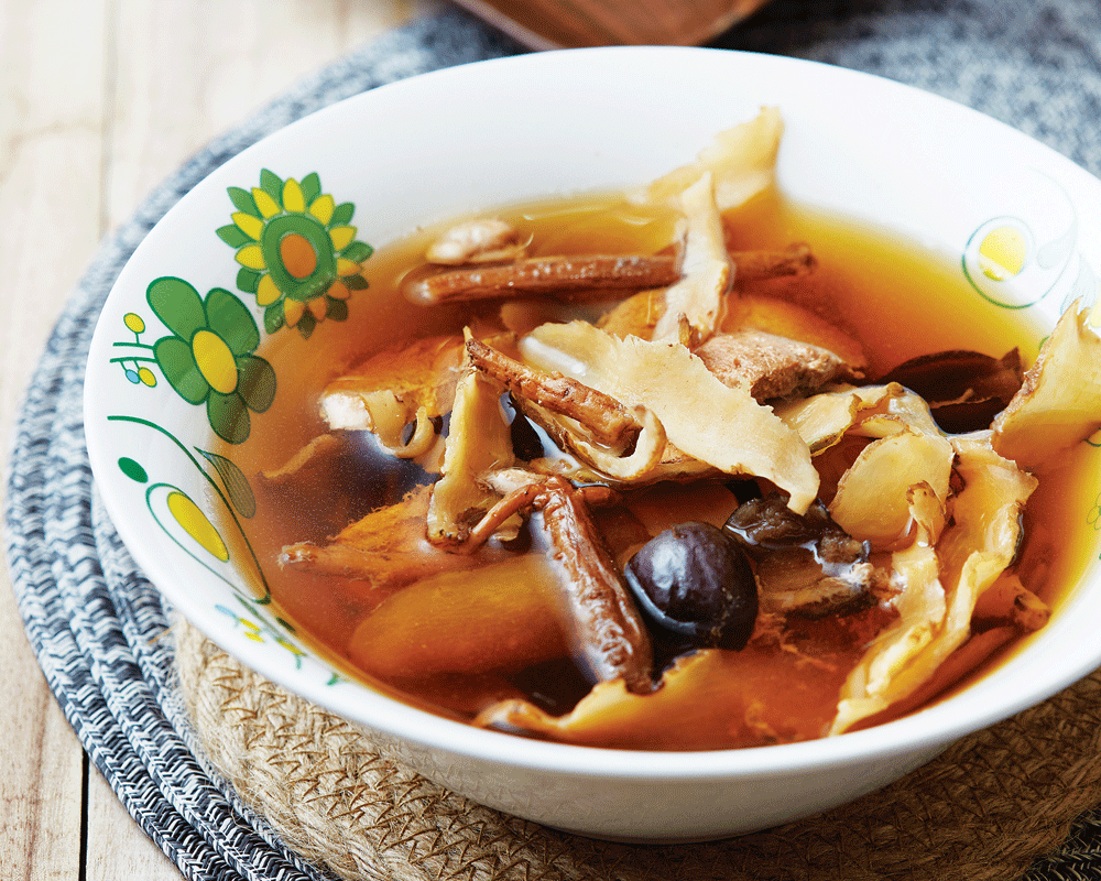 药材煲瘦肉汤Herbal Lean pork soup – 美味风采Oriental Cuisine