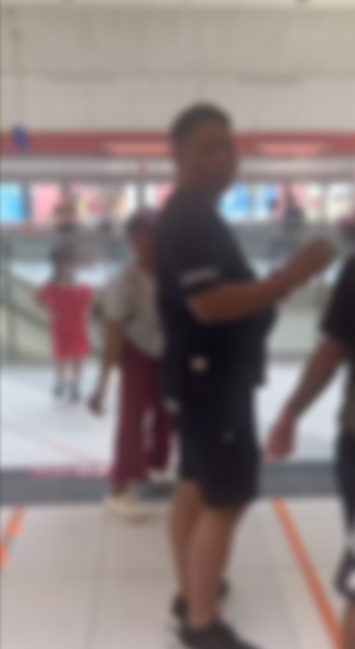 港鐵朗屏站男子不滿被女士撞到　竟轉身大力推人更自稱三合會成員