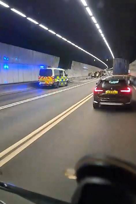 尖山隧道車禍。(影片截圖／FB@Bosco Chu)