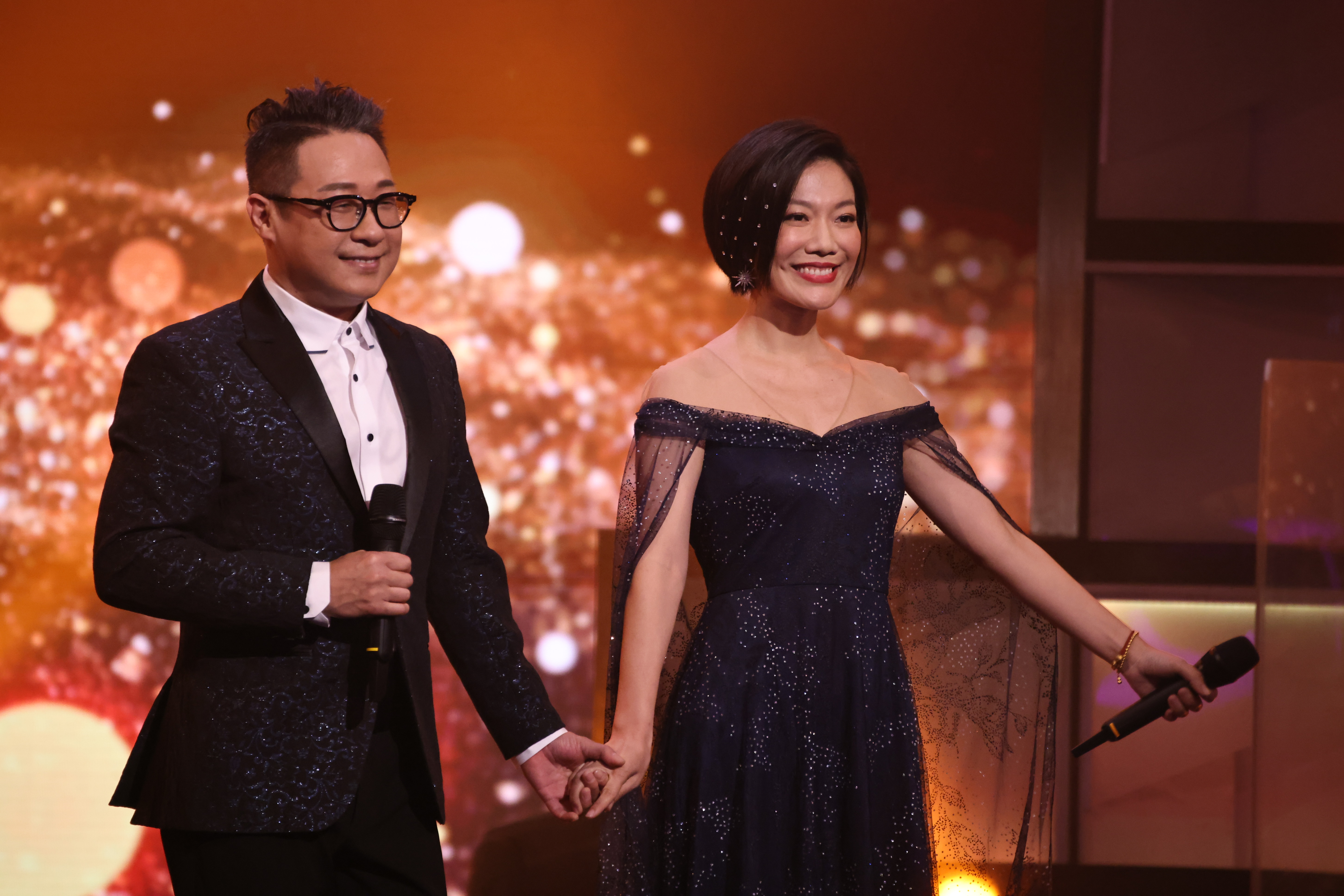 龍婷同丁文俊嘅合唱成為呢晚嘅焦點