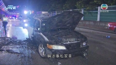 粉嶺兩私家車相撞其中一輛著火燒毀 警方拘捕懷疑涉事男子