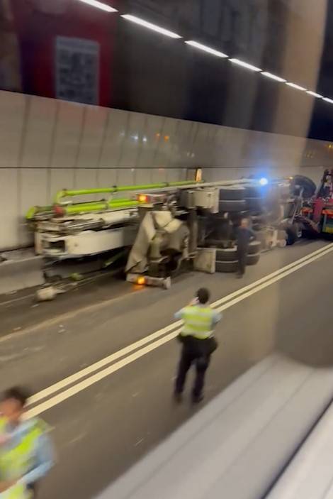 尖山隧道車禍。(影片截圖／FB@Bosco Chu)