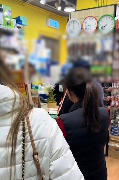 日本城職員與客人爆口角網片瘋傳，網民力撐一方大讚EQ高！