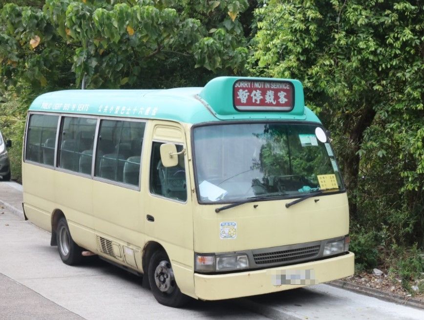 荃灣4青年「膽大包天」偷揸綠Van