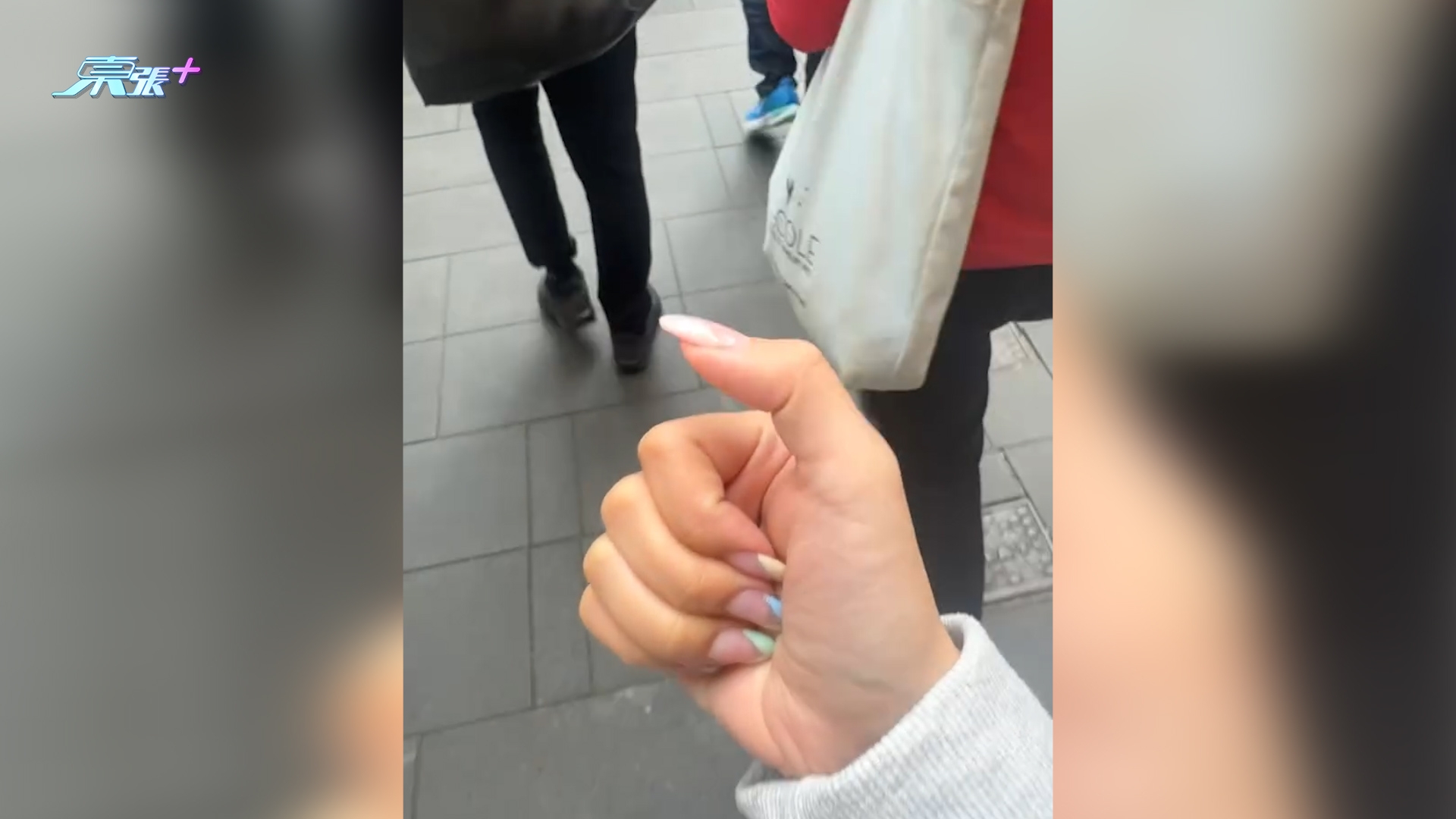 好人好事｜聾啞家庭來港旅遊遇付款難題　港女主動伸援手獲讚：是天使