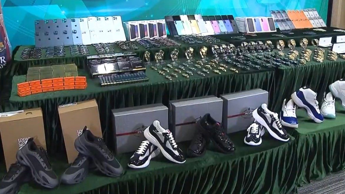 海關檢獲合共約8.3萬件冒牌物品，估計市值約3,600萬元。（網上圖片）