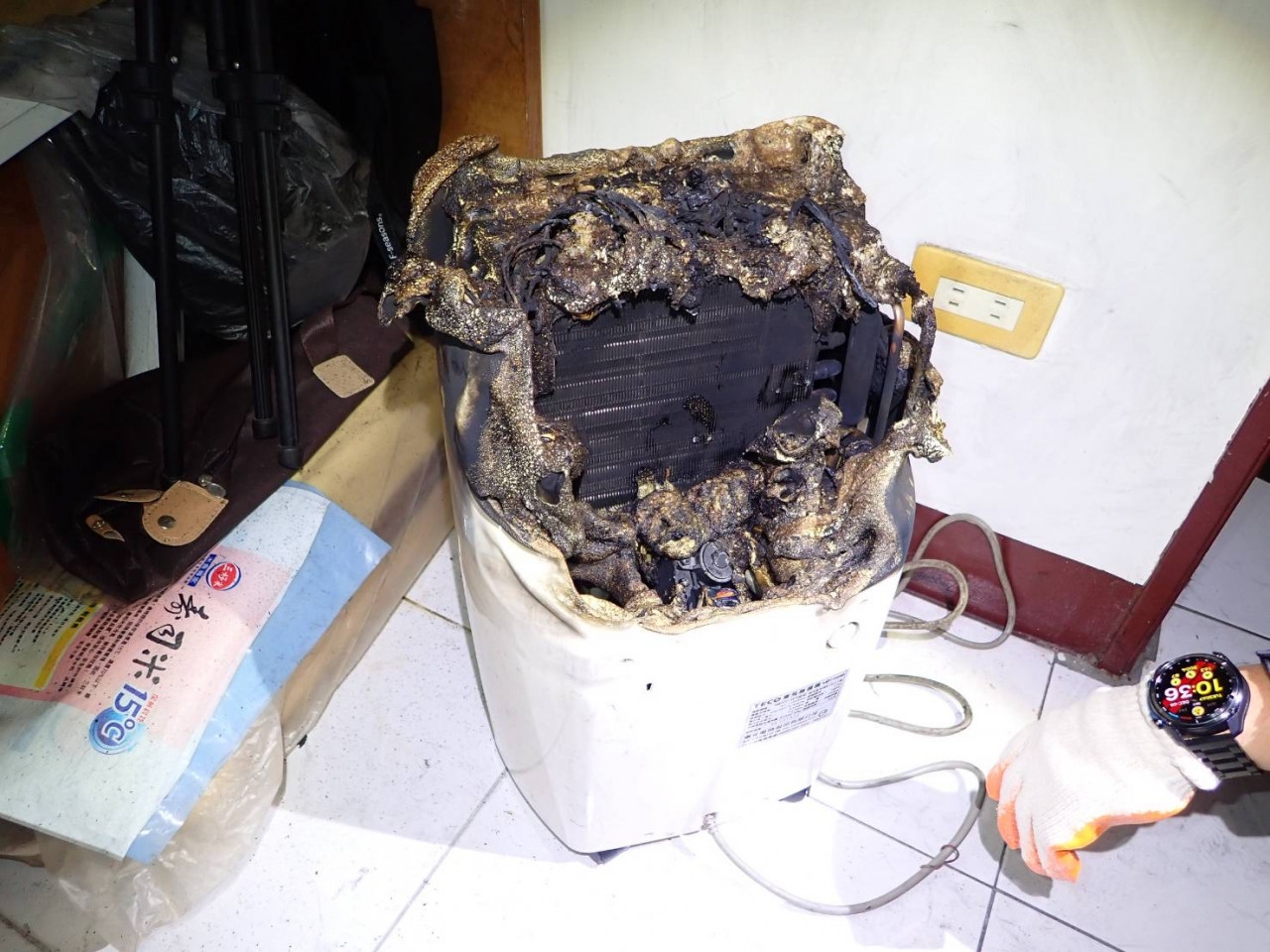 54款除濕機爆瑕疵恐「自燃」，12品牌入列！NG名單一表看，廠牌、型號全曝光…使用除濕機要注意什麼？ - 今周刊