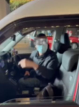 港的士司機疑嫌車程太短趕內地客落車