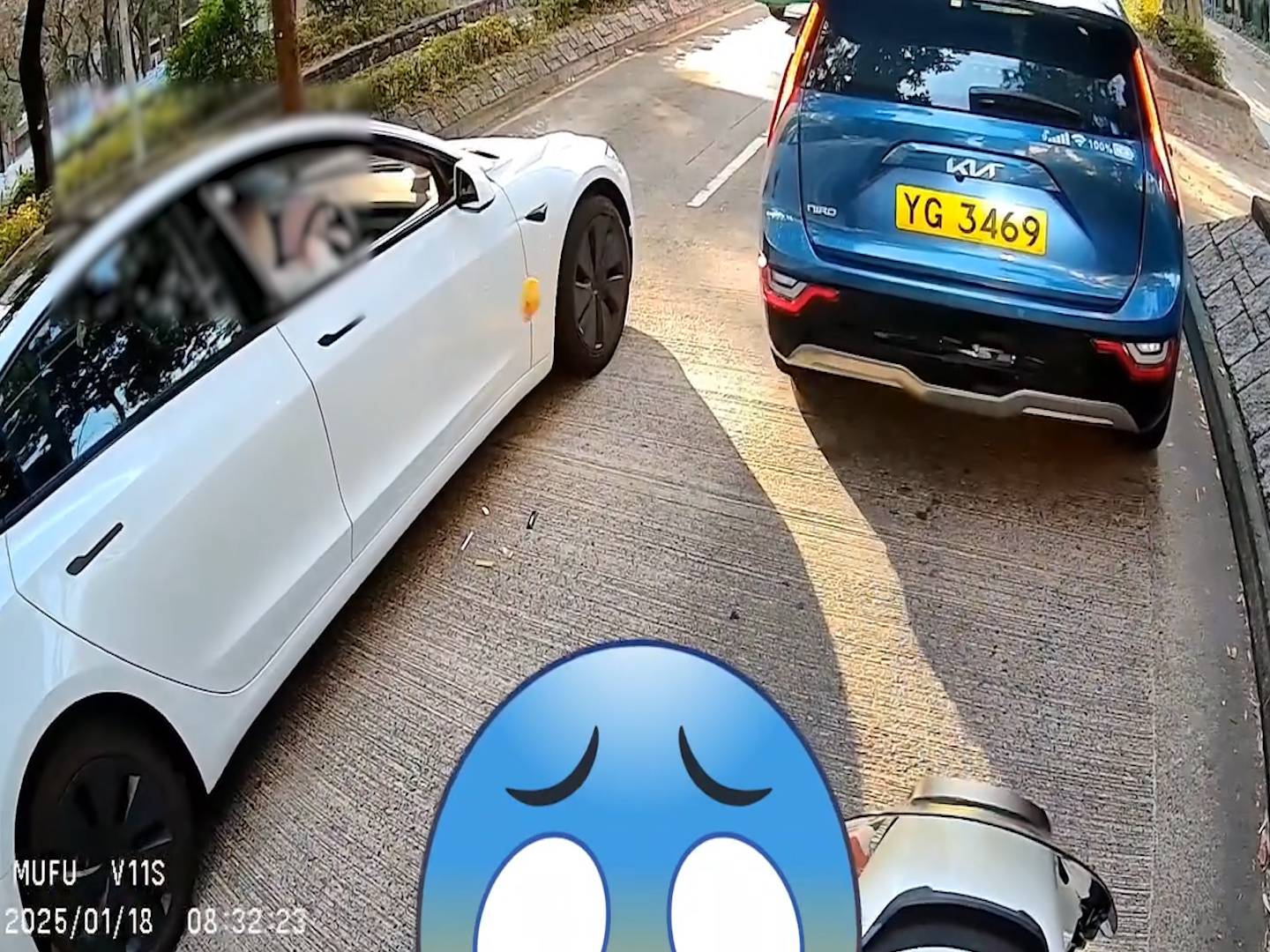 無品Tesla司機馬路亂拋垃圾險中鐵騎士