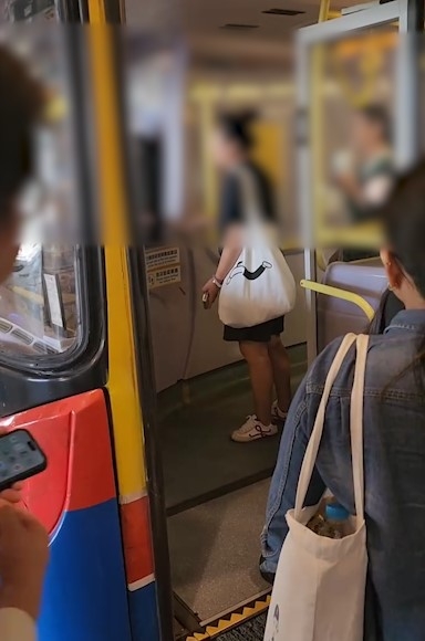 中環操普通話女士疑「打尖」大戰城巴車長　司機被罵後靠1招K.O