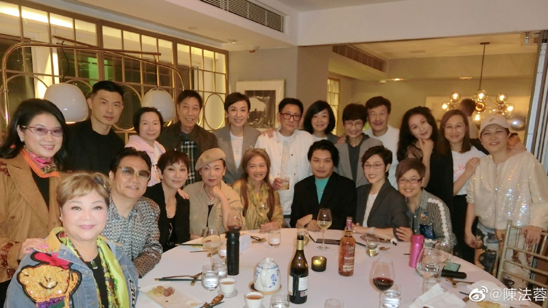 連炎輝曾加入TVB藝訓班、其後轉投保險界逾35年