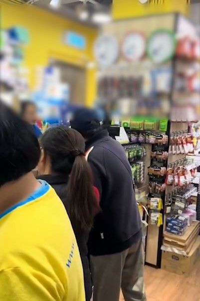 日本城職員與客人爆口角網片瘋傳，網民力撐一方大讚EQ高！