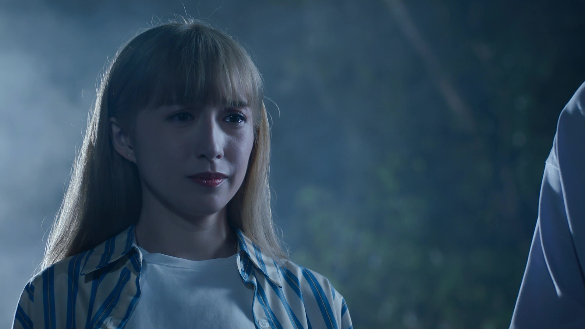 柳芳聽到眼濕濕，果然係心地善良嘅女鬼。